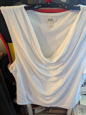A.N.A white top Size XL
